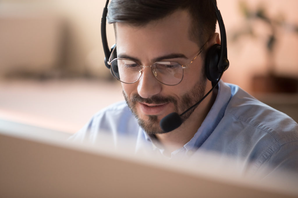 shutterstock_1443614867 helpdesk support ingenieur